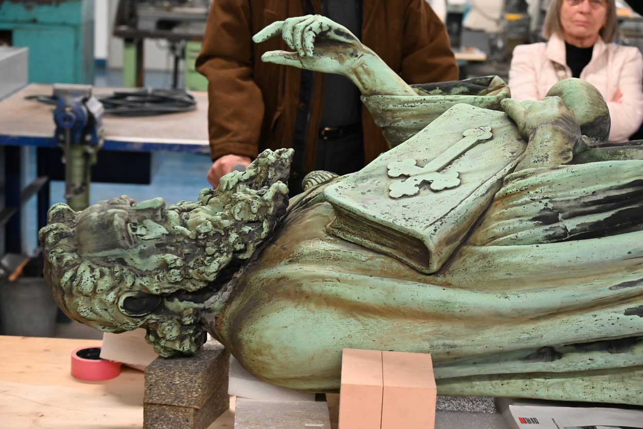 Jakobus vom Jakobsbrunnen Rorschach in der Kunstgiesserei Sittertobel