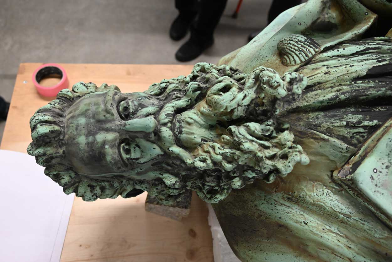 Jakobus vom Jakobsbrunnen Rorschach in der Kunstgiesserei Sittertobel